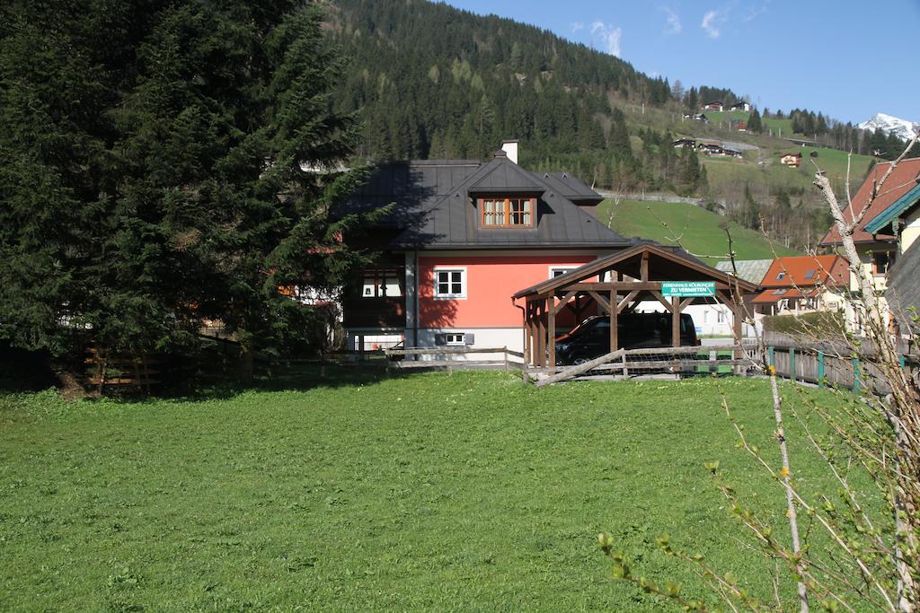 Villa Schnuck - Das Rote Ferienhaus Бад-Гаштайн Екстер'єр фото